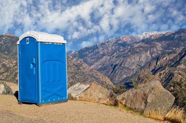 Best Portable Restroom Servicing (Cleaning and Restocking)  in Milaca, MN